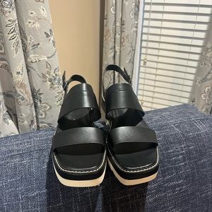 Naturalizer, women’s 10, black and white sandal/heels, brand new, never worn.